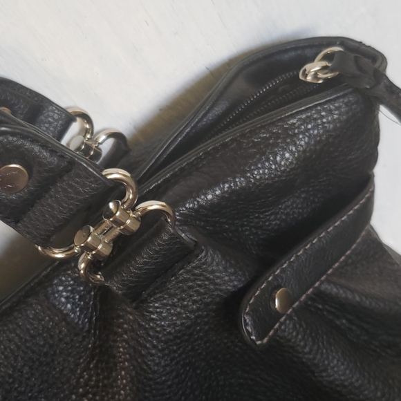 The sak black soft pebble shoulder bag - Picture 7 of 7